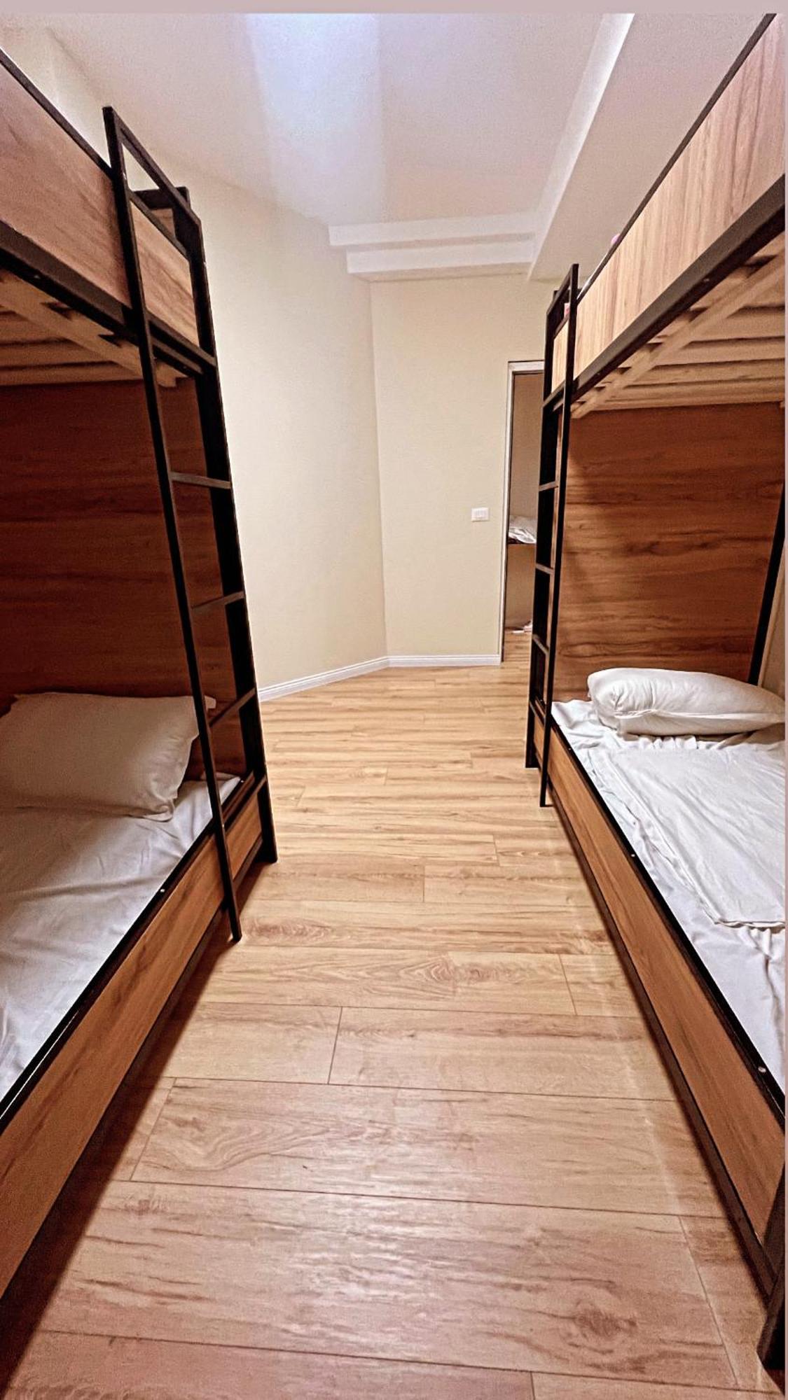 Hostel Chilli Τίρανα Εξωτερικό φωτογραφία